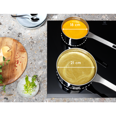 Plita cu inductie Electrolux LIV63431BK 60 cm 4 zone Bridge Hob2Hood neagra [13]