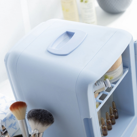 Mini Frigider pt cosmetice [2]