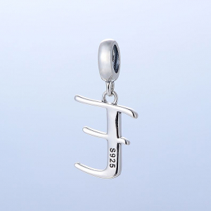 Pandantiv argint Litera E [3]