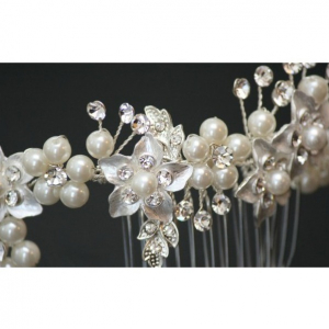 Tiara Agrafa Flower Pearl [1]