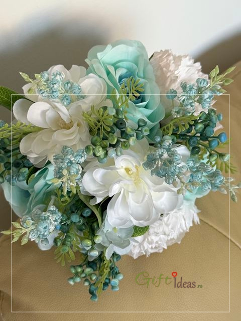 Buchet Mireasă Turcoaz cu Flori Albe – Buchet Nașă Elegant Fantezie Turcoaz [4]