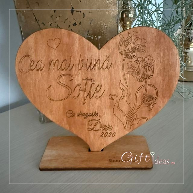 Decorațiune personalizată Inimă cu flori, gravată din lemn cu suport, Cadou Personalizat pentru Soție, Mamă, Soră, Nașă, Fină [5]