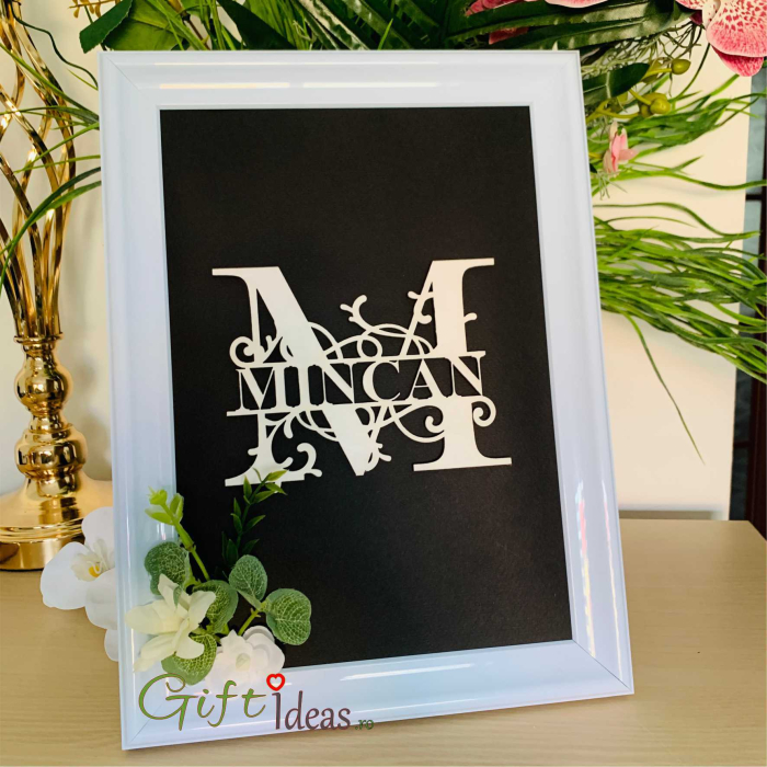 Decoratiune personalizata cu nume si monograma [1]