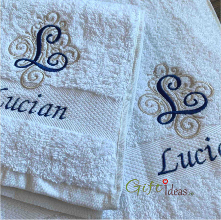 Set prosoape personalizate cu nume si monograma [3]