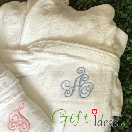 Set de halate personalizate cu monogramă [4]