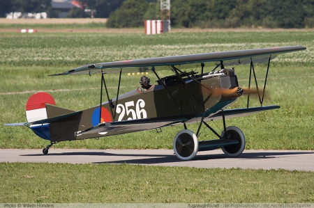 Avionul Fokker D-VII [1]