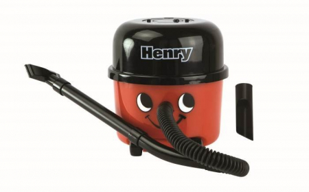 Gadgeturi si accesorii pentru birou - Henry - Mini aspiratorul de birou