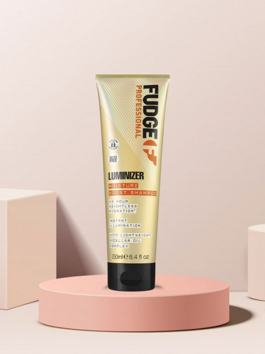 Șampon hidratant pentru protejarea culorii părului vopsit și deteriorat 250ML [3]