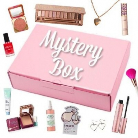 Mystery Box cosmetice pentru ea DELUXE [1]