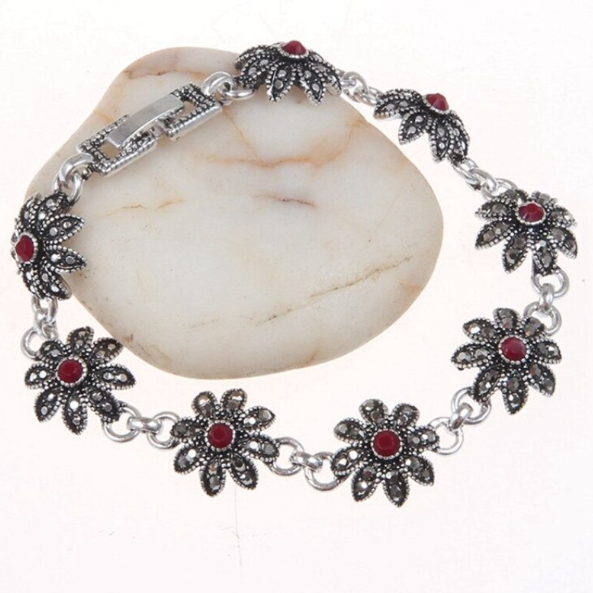 Bratara etnica dama, CRM, motiv floral sculptat, finisaj argintiu vintage [2]