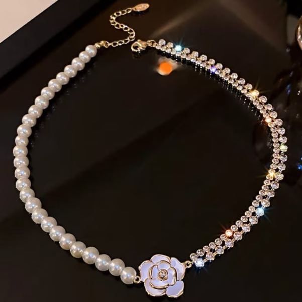 Colier Choker cu Pandantiv Camellia, Alb-Auriu, CRM, cu Perluțe și Cristale, 33+5 cm [4]