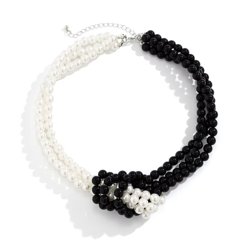 Colier choker triplu cu șiraguri de perle, CRM, accesoriu elegant, alb-negru [5]