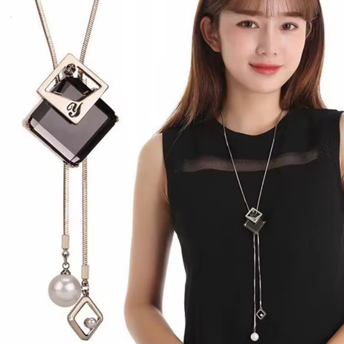Colier Elegant Damă, CRM, Lanț Auriu cu Pandantiv Pătrat Gri, Lungime 75 cm [2]