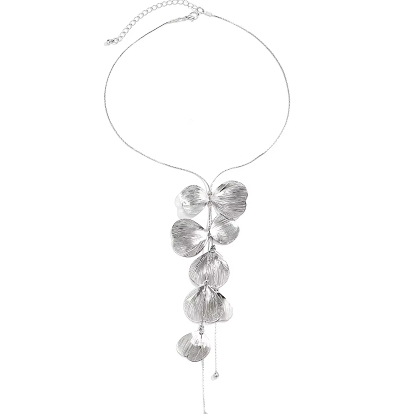 Colier lung damă argintiu, CRM, bijuterie elegantă cu design floral modern, petale stil fluture [3]