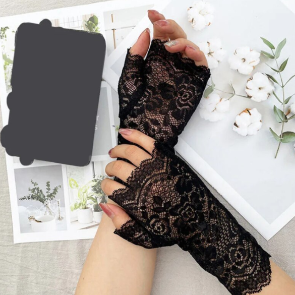 Set 2 Mănuși Elegante fără Degete, CRM, din Dantelă Fină cu Broderie Florală,  Accesoriu Ocazie, Negru [2]
