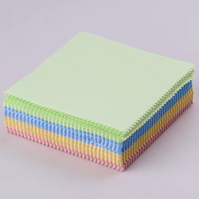 Set 100 Bucăți Șervețele de Curățare din Cârpă Microfibră, CRM, Ideal pentru Ochelari, Ecrane și Lentile Sensibile, Multicolor [4]
