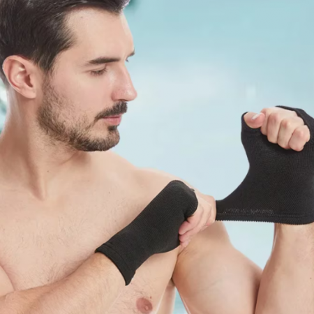 https://gomagcdn.ro/domains/gomadina.ro/files/product/medium/set-2-manusi-compresive-crm-pentru-incheietura-mainii-protectie-carpiana-atenuarea-durerii-in-entorsa-elastice-unisex-negru-064681.png [6]