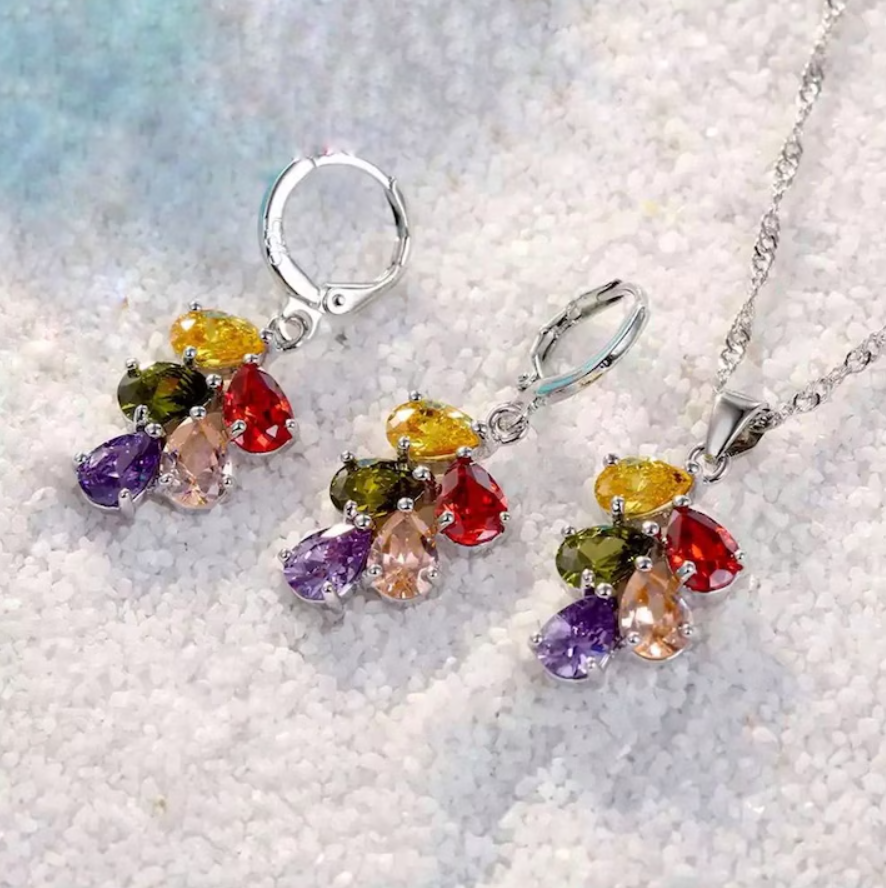 Set Bijuterii Damă ADM Rainbow Crystals – Lănțișor și Cercei cu Reflexii Multicolore, Design Modern [2]