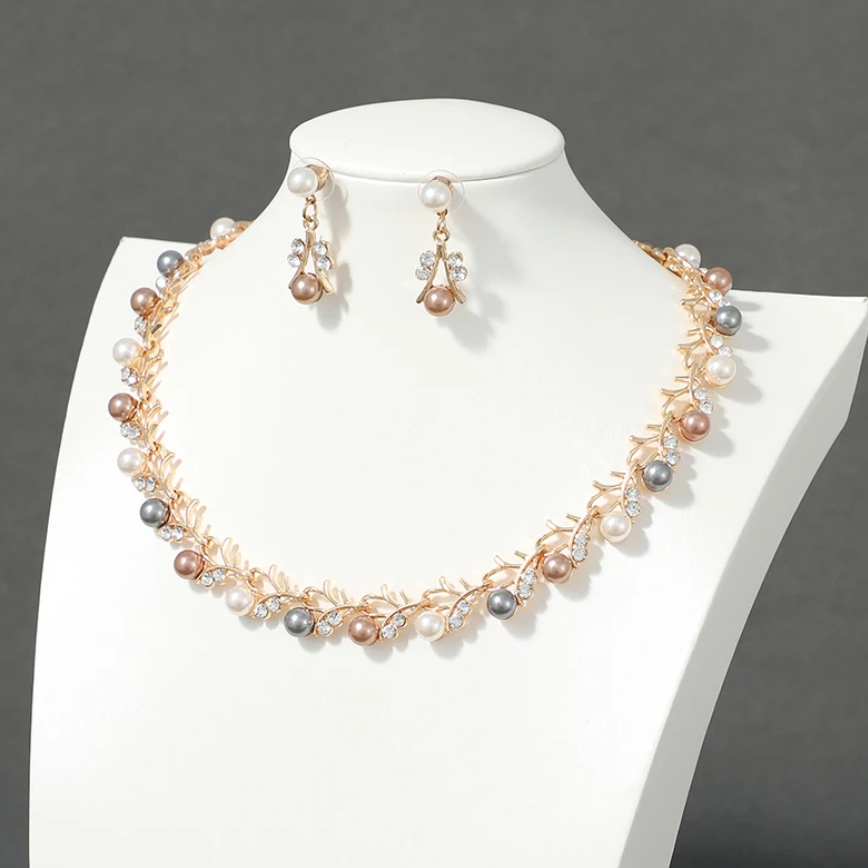 Set Colier si Cercei Dama, Model Floral cu Perle Multicolore, Auriu, Elegant, pentru Evenimente [4]