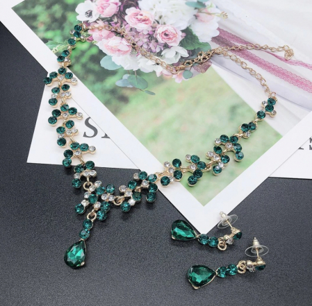 Set bijuterii pentru femei, GMO, Wedding Safir Cristal, colier si cercei, forma muguri, verde [2]