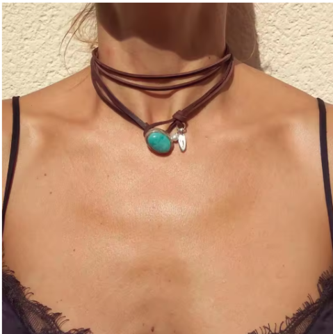 Fashion - Colier Bohemian din Șnur de Piele cu Pandantiv Rotund EVNC - Vintage Maro