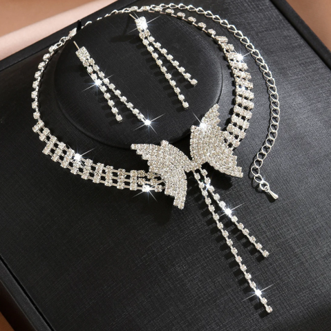 Cercei si Colier choker elegant cu fluturi si strasuri stralucitoare, CRM, argintiu [3]