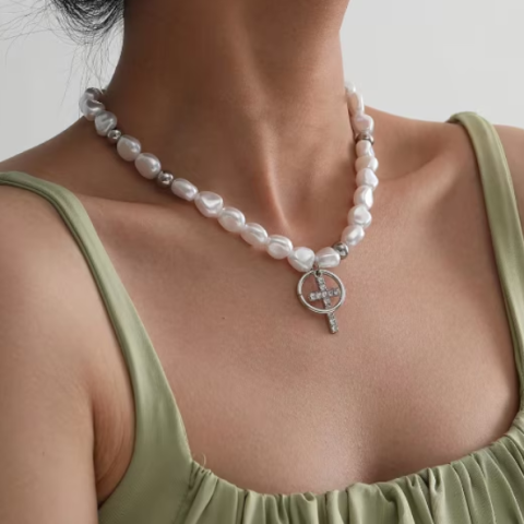 Colier Hip Hop cu Cruciulita, CRM, Alb-Argintiu [3]