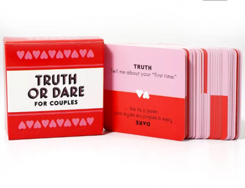 Joc de societate, EVNC, Truth or dare, potrivit pentru cupluri [3]