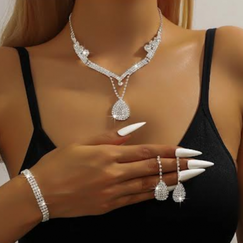 Set Bijuterii Exotic, Colier și Cercei, CRM, Argintiu, Ocazii Speciale