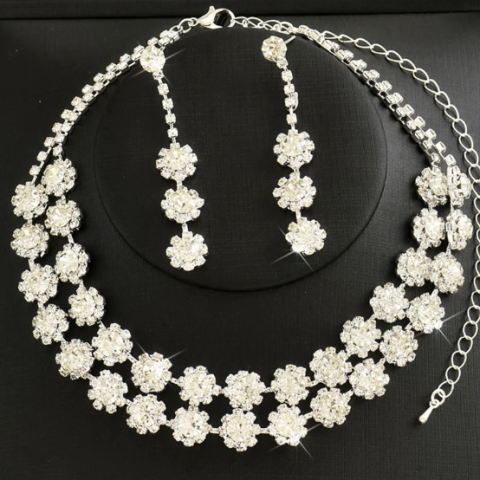 Set Colier si Cercei Dama cu Cristale Stralucitoare, CRM, Model Floral Elegant, Argintiu [3]