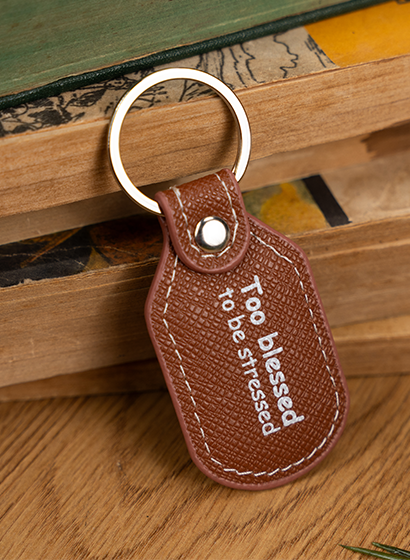 ... dar și o mulțime de brelocuri