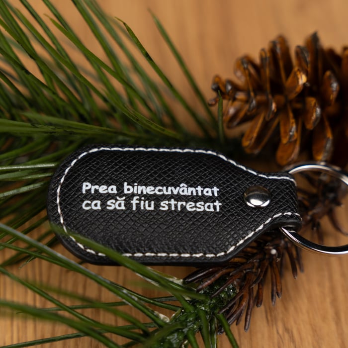 Breloc piele negru - prea binecuvantat [3]