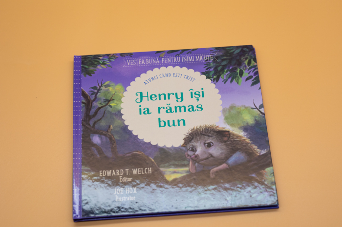 Henry isi ia ramas bun [atunci cand esti trist] [12]