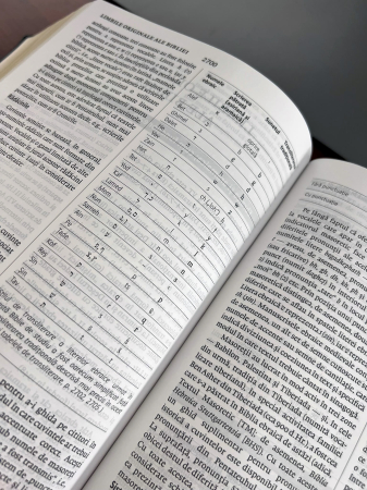 Biblia de studiu Cornilescu - piele naturala neagra - de lux [8]