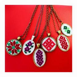 Seturi cadou - Set 6 pandantive traditionale