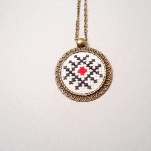 Lantisoare - Pandantiv traditional