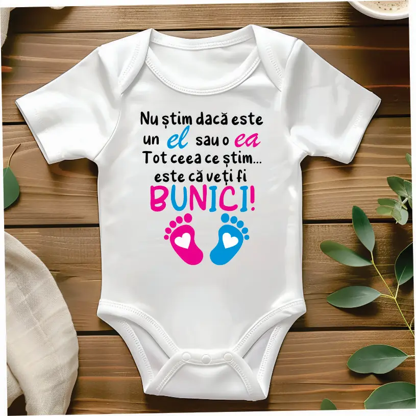 Body-personalizat-cu-mesajul-Nu-stim-daca-este-un-el-sau-o-ea-tot-ceea-ce-stim-este-ca-veti-fi-bunici [2]