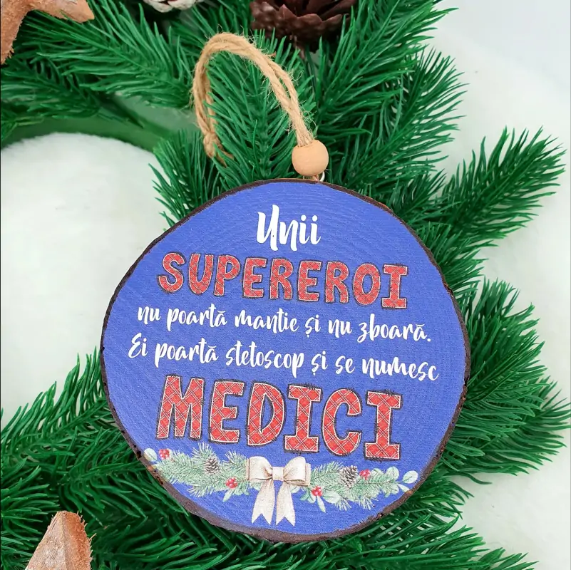 Cadouri-de-Craciun-personalizate-pentru-medic [4]