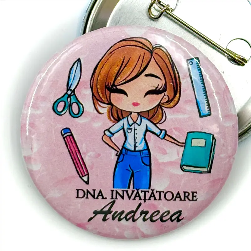 Martisor-personalizat-insigna-pentru-invatatoare [2]