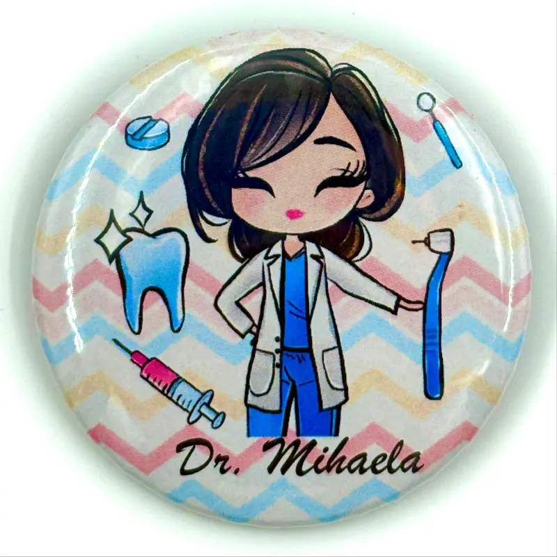 Martisor-personalizat-insigna-pentru-medic-doctor-stomatolog [3]