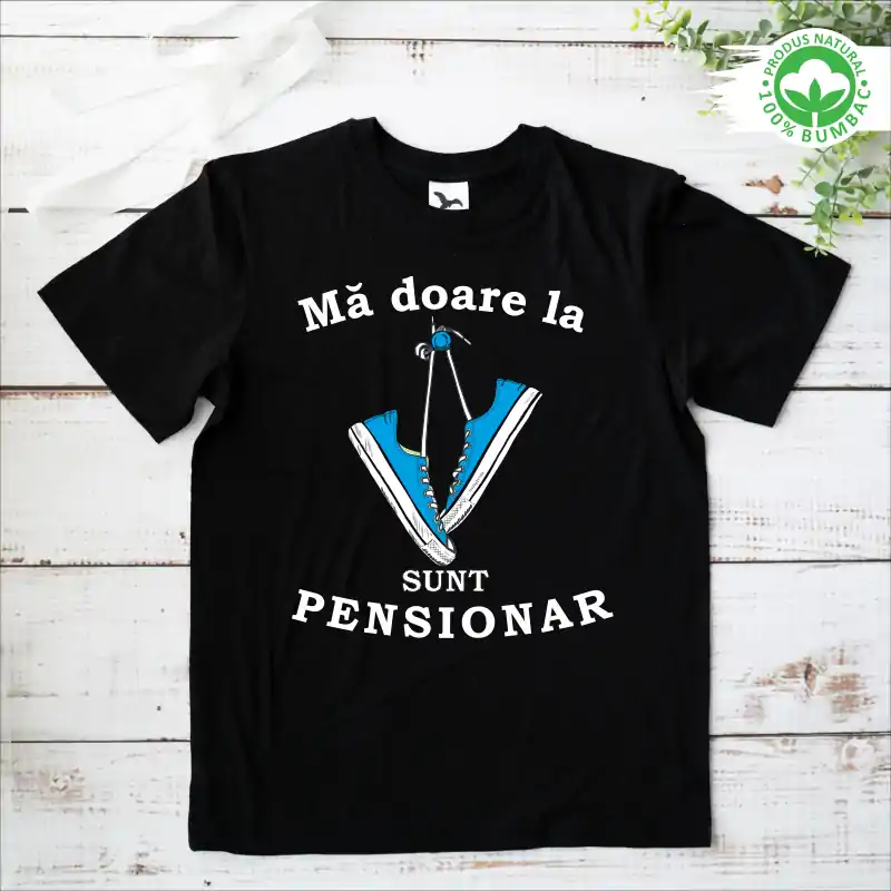 Tricou Pensionare negru, personalizat cu textul "Ma doare la tenesi, sunt pensionar" tenesi albastri [2]