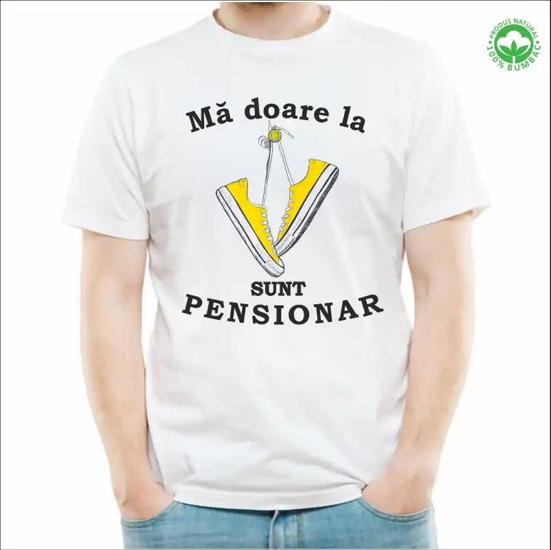 Tricou Pensionare alb, personalizat cu textul "Ma doare la tenesi, sunt pensionar" tenesi galbeni [3]