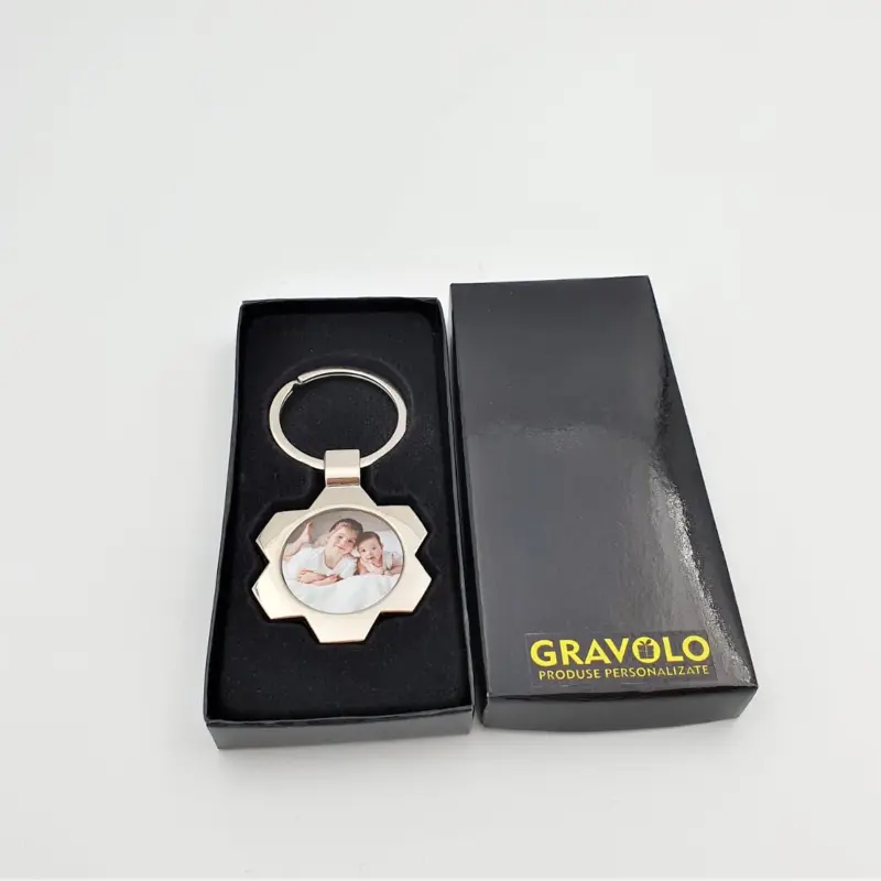 Breloc personalizat metalic in forma de stea [4]