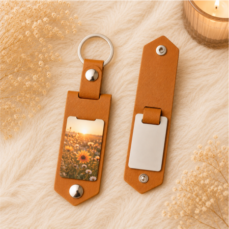 Brelocuri Personalizate - Breloc Personalizat Maro Camel cu Poză și Inserție Metalică Sublimabilă