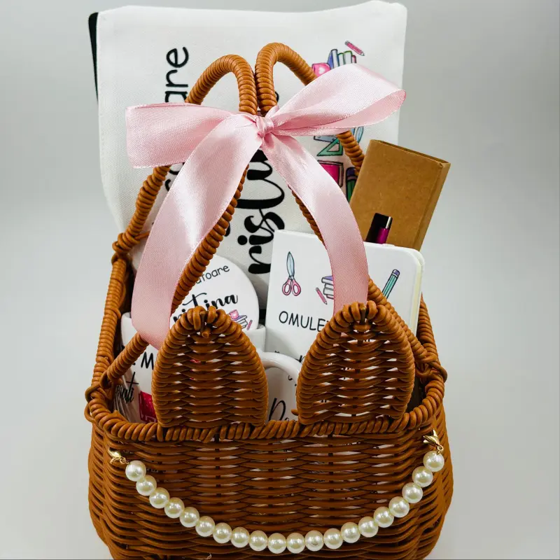 cos-cadou-de-paste-personalizat-pentru-educatoare [3]