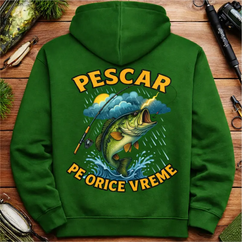 Cadouri pentru pescari - Hanorac-personalizat-Pescar-pe-orice-vreme