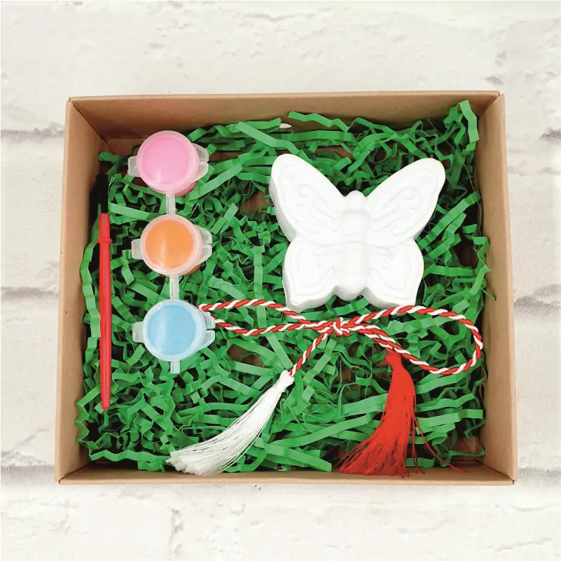 Martisoare pentru Copii - Martisor-creativ-de-pictat-pentru-copii-fluture