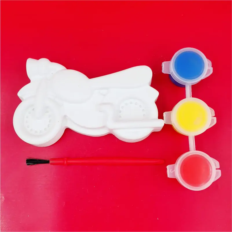 Martisor-creativ-de-pictat-pentru-copii-motocicleta [1]