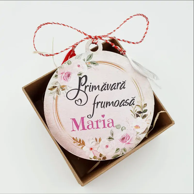 Martisor-din-lemn-personalizat-cu-nume-model-Primavara-frumoasa-1 [0]