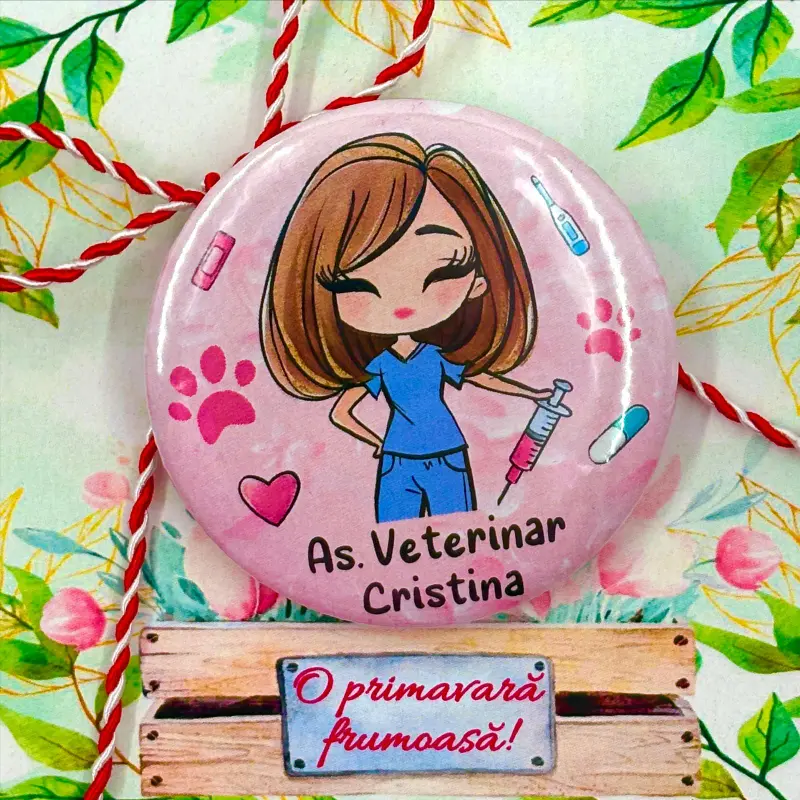 Martisoare - martisor-personalizat-insigna-asistenta-cabinet-veterinar